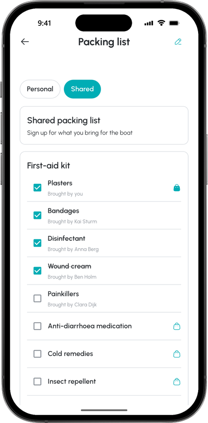 Shared packing list in the app: you bring the plasters, Kai, Anna, Ben and Clara bring bandages, disinfectant, wound cream and painkillers, the rest of the first-aid kit is still open